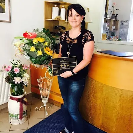 Hotel Dein Gutshof 3*