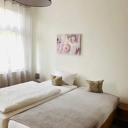 Dein Gutshof Hotel&ferienwohnungen 3* Görlitz