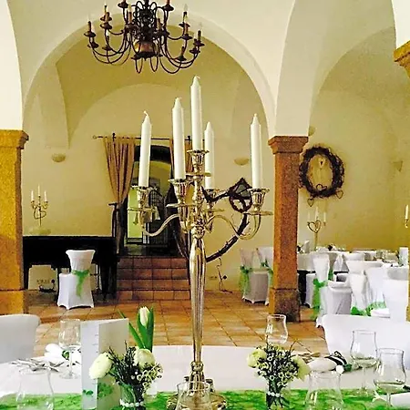 Hotel Dein Gutshof Hotell 3*